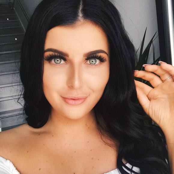 Meet your Posher, Dani - Picture 1 of 1